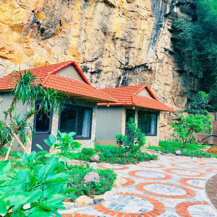 Trang An Peaceful Homestay Ninh Binh Esterno foto